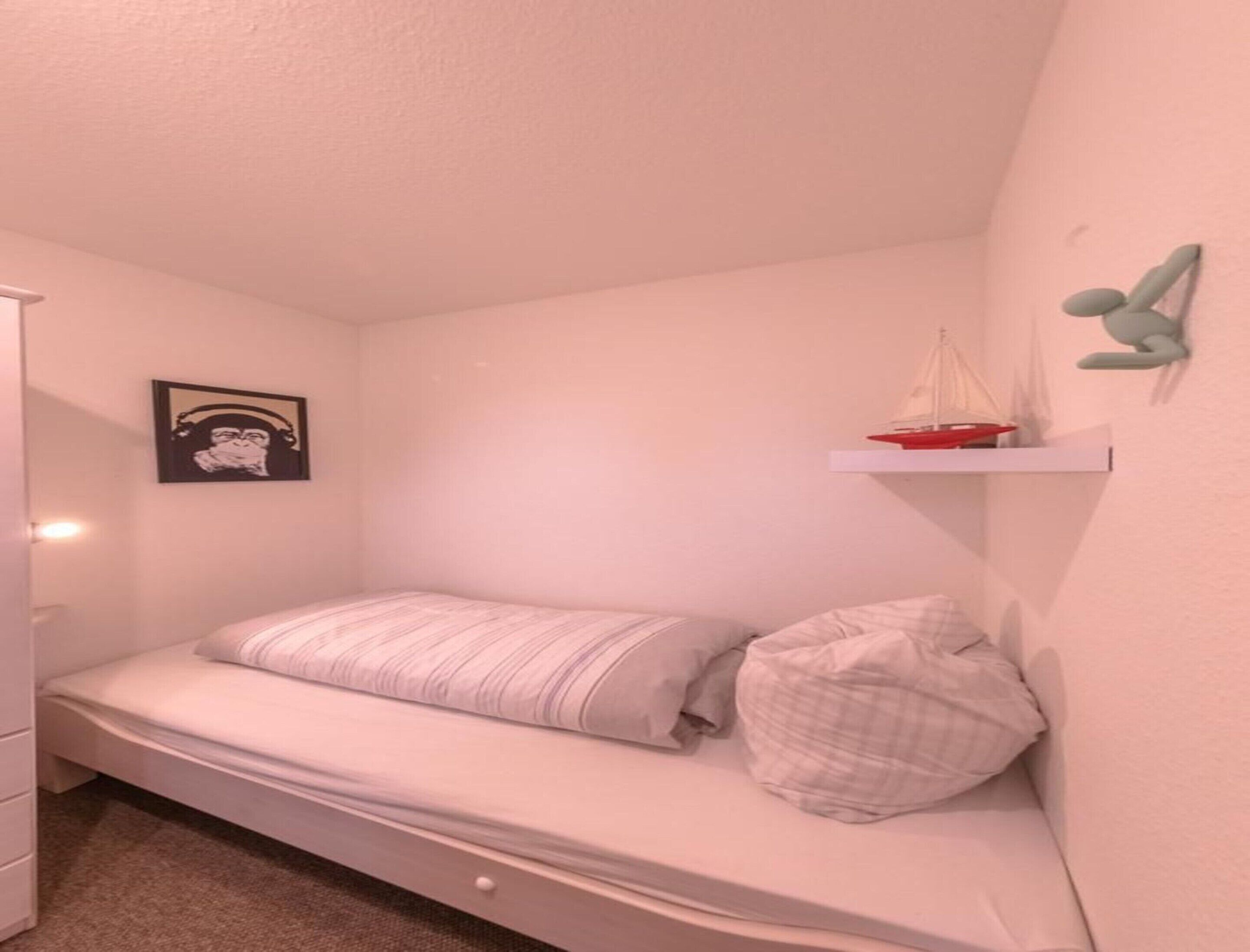 Huoneisto | 2 makuuhuonetta, yksilöllisesti kalustettu, vuodevaatteet