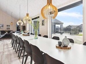 House | Dining - Luxury Retreat in Romo - By Traum Ferienwohnungen (Rømø)