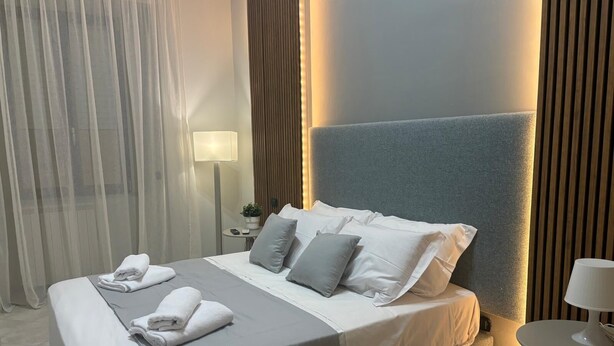 Sınıflandırılmamış resim, 25 üzerinden 1, düğme