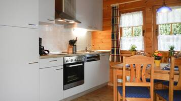 Ferienhaus | Eigene Küche | Hochstuhl