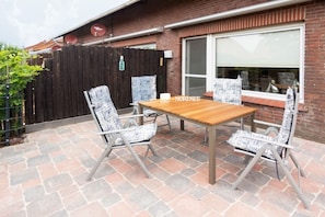 Outdoor dining - Holiday apartment Norddeich (Norddeich)