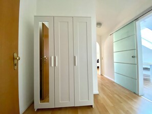 Interior - Apartment 42sqm with balcony and mountain view (Prien am Chiemsee)