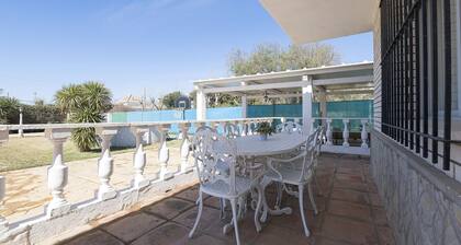 Fuentes Del Colorao - Villa With Private Pool
