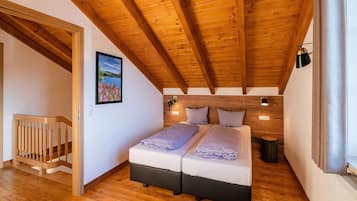 3 bedrooms, individually furnished, iron/ironing board