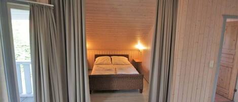 House | 4 bedrooms, individually furnished