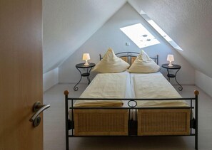 2 bedrooms, free WiFi