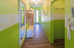 Interior - Holiday apartment Strandbox (Norddeich)