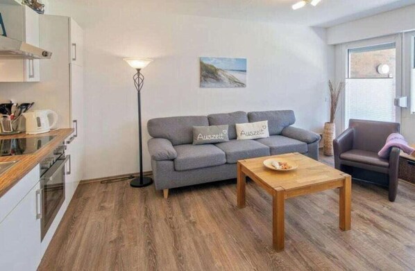 Smart TV - Holiday apartment Strandbox (Norddeich)