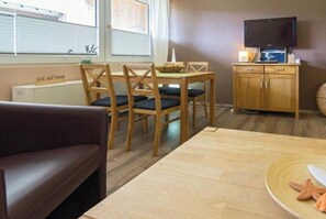 Interior - Holiday apartment Strandbox (Norddeich)