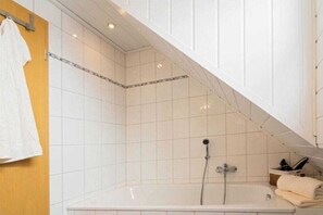 Shower, toilet paper