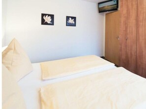 1 bedroom, free WiFi