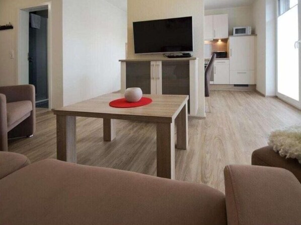 Smart TV, DVD player