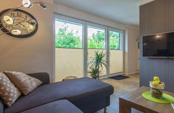 Smart TV, DVD player - Holiday apartment Palstek (Norddeich)