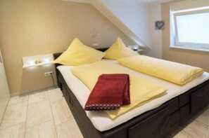 2 bedrooms, free WiFi