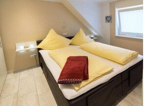2 chambres, fer et planche à repasser, accès Internet