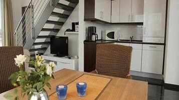 Apartment | Private kitchen | Electric kettle, toaster, highchair