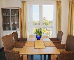 Apartment | Tempat makan
