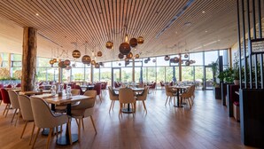 Bungalow | Dining - Luxury Retreat in Nature (Antoing)