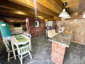 House | Dining