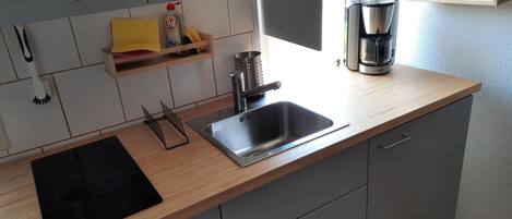 House | Private kitchen | Electric kettle, toaster