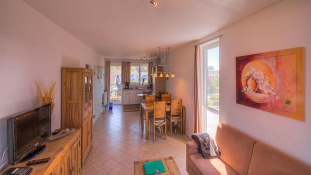 Unclassified image, 1 of 10, button - Marina Muritz Hideaway (Rechlin)