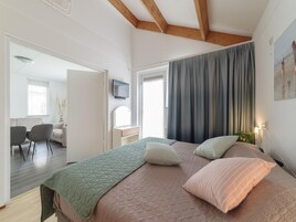 Casa | 4 dormitorios, mobiliario individual, ropa de cama