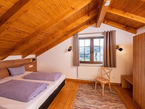 Chalet | 3 Schlafzimmer, individuell eingerichtet, Bügeleisen/Bügelbrett