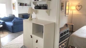 House | 2 bedrooms, individually furnished