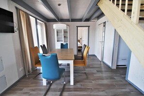 House | Dining - Skandinavisches Ferienhaus in Mirow (Mirow)