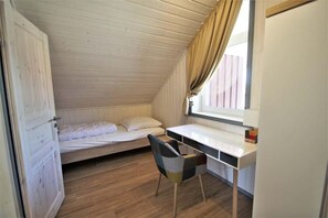House | 3 bedrooms, individually furnished - Skandinavisches Ferienhaus in Mirow (Mirow)