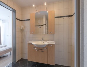 Apartment | Badezimmer