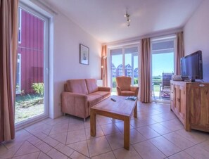 Living room - Ferienwohnung im Ferienpark Mueritz (Rechlin)