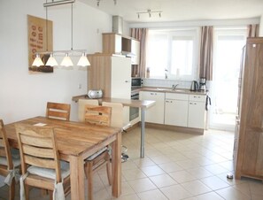 Apartment | Dining - Liebevoll Eingerichtetes Appartement (Rechlin)