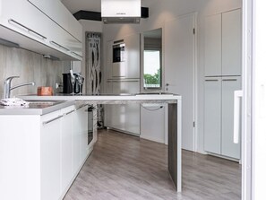 Apartment | Eigene Küche | Kühlschrank
