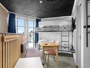 2 bedrooms