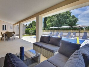 Exterior - Apartment in Croatia Near the Adriatic Coast (Marcana)