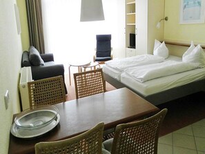 Apartment | Dining