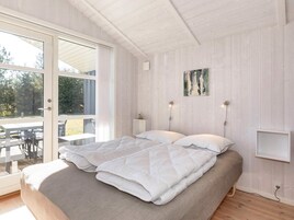 House | 3 bedrooms, individually furnished