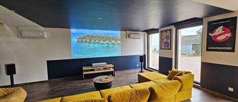 智能電視、音響