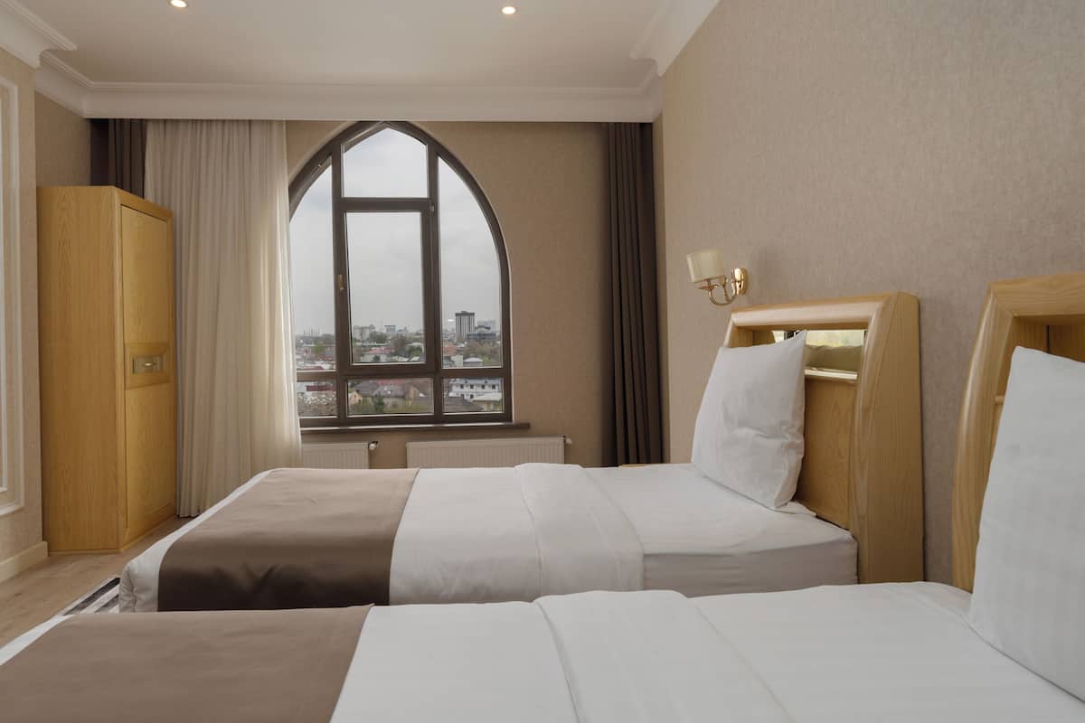 In-room safe, desk, laptop workspace, soundproofing