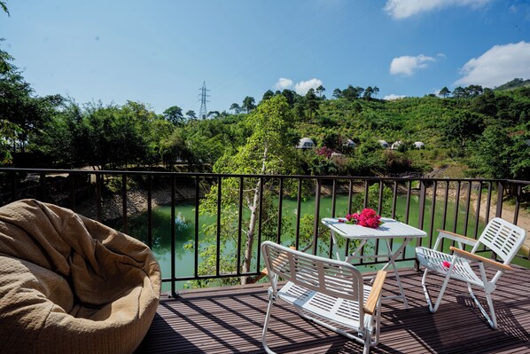 Standard Bungalow, Balcony, Lake View | Lake view