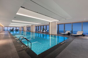 Una piscina techada