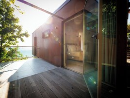 Suite, Balcony, Vineyard View | Soundproofing, free WiFi, bed sheets