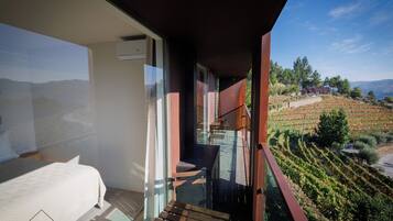 1 bedroom, soundproofing, free WiFi, bed sheets