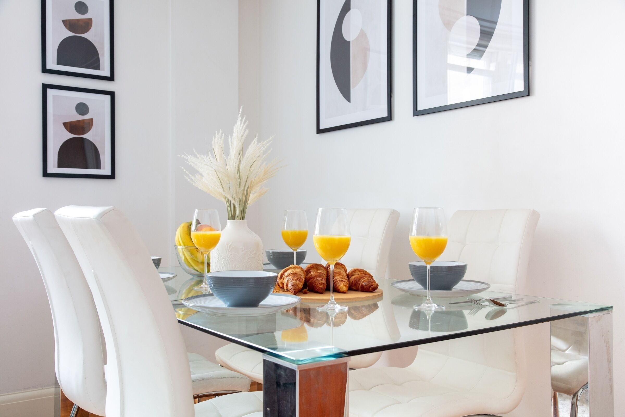 Apartment | 1 bedroom, iron/ironing board, travel crib, free WiFi