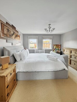 5 Schlafzimmer, Bügeleisen/Bügelbrett, WLAN, Bettwäsche