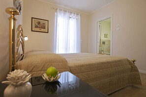 2 Schlafzimmer, Bügeleisen/Bügelbrett, WLAN, Bettwäsche