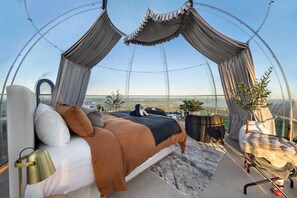 1 bedroom, bed sheets - Magical Dome At Petrichor Estate (Sunshine Coast Hinterland)