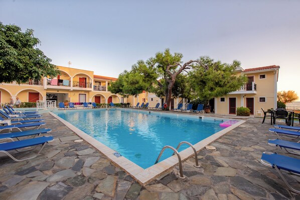 Exterior - Iliessa Beach Hotel (Zakynthos)