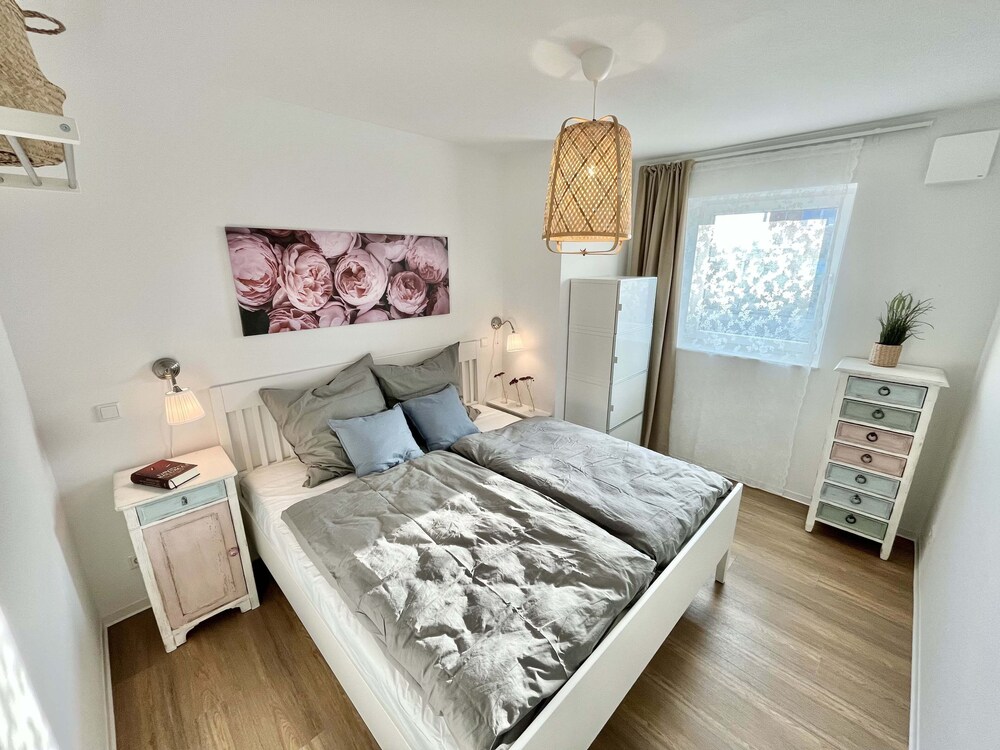 Familyfriendly vacation apartment "Jever" in the new "Hookser Perle